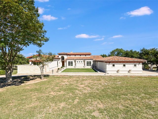 27206 Waterfall Hill PKWY, Spicewood, TX 78669