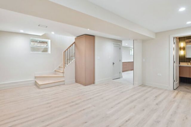 7930 S Kenwood Avenue, Chicago, IL 60619