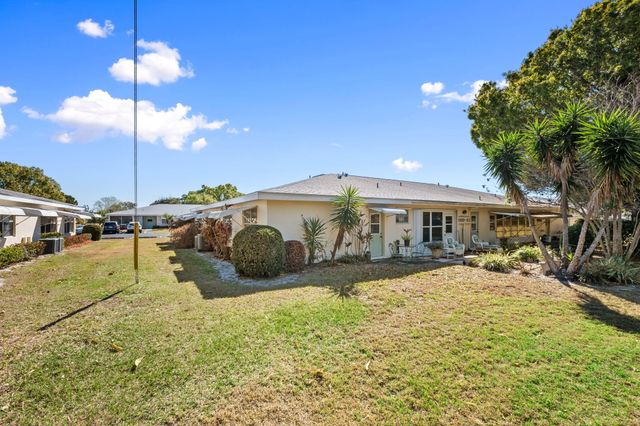 113 Lakes End Drive D, Fort Pierce, FL 34982