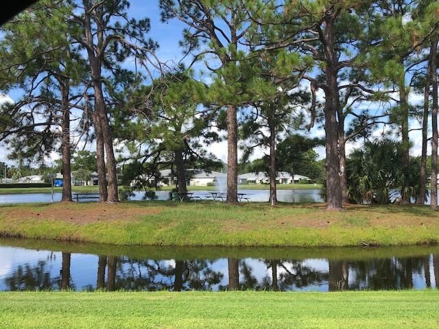 113 Lakes End Drive D, Fort Pierce, FL 34982