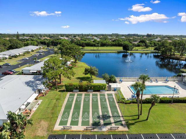 113 Lakes End Drive D, Fort Pierce, FL 34982