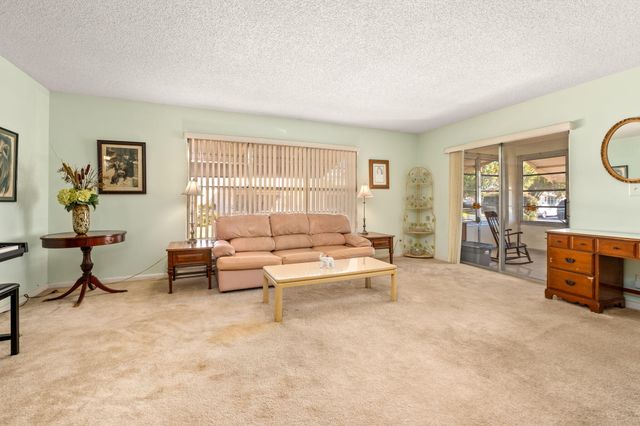 113 Lakes End Drive D, Fort Pierce, FL 34982