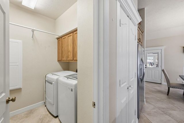 405 Pintail Lane, Orange, TX 77630