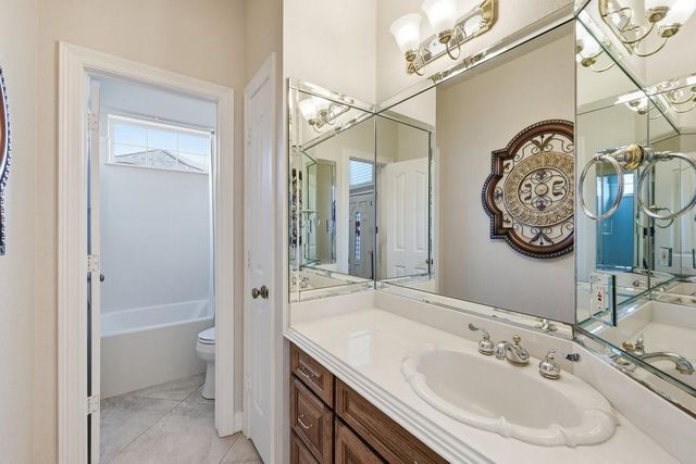 405 Pintail Lane, Orange, TX 77630