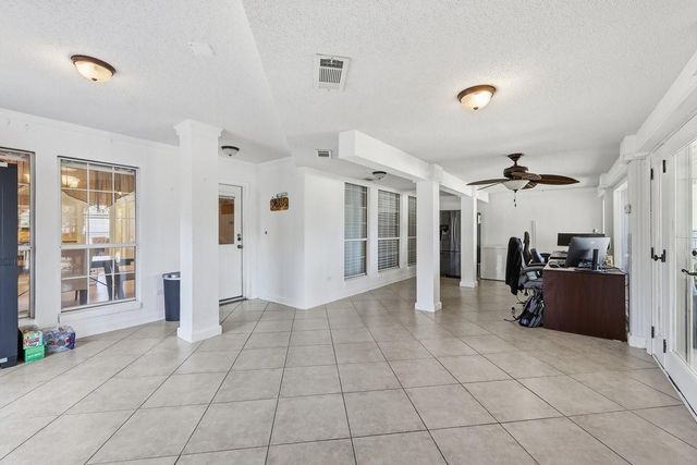 405 Pintail Lane, Orange, TX 77630