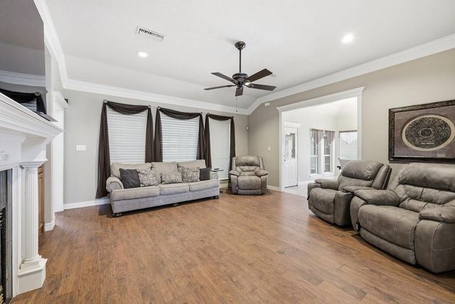 405 Pintail Lane, Orange, TX 77630