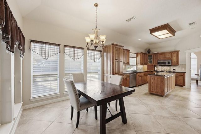 405 Pintail Lane, Orange, TX 77630