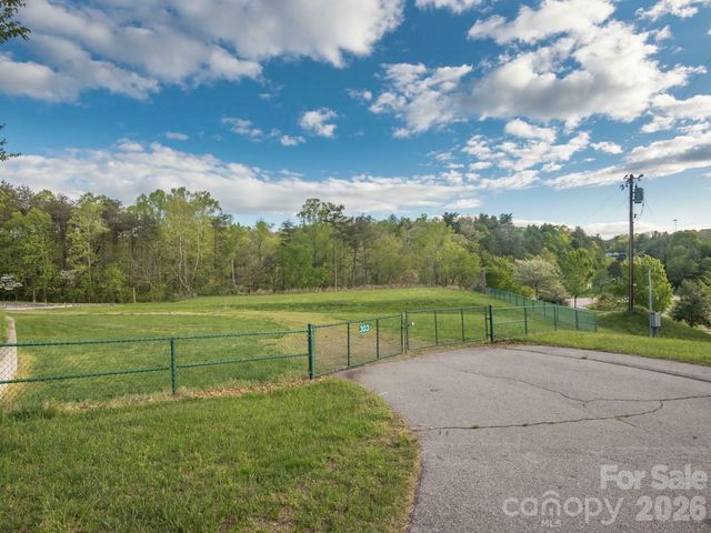 303 Gashes Creek Road, Asheville, NC 28803