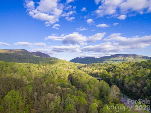 303 Gashes Creek Road, Asheville, NC 28803