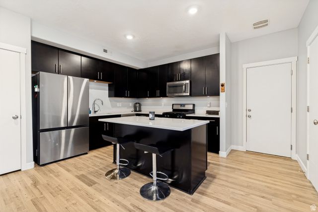 4969 W DAYBREAK PKWY, South Jordan, UT 84009