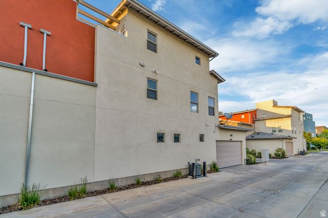 4969 W DAYBREAK PKWY, South Jordan, UT 84009