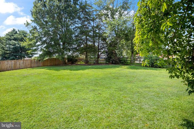 11602 BEND BOW DR, Fredericksburg, VA 22407