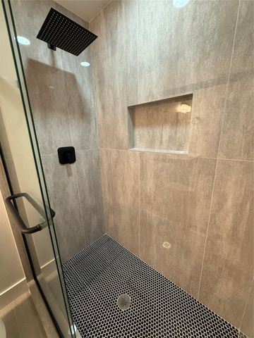 611 N Eastwood Street, Houston, TX 77011