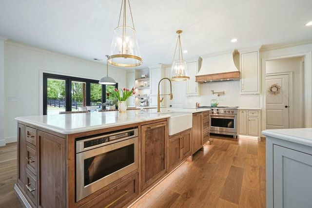 103 American Pharoah Way, Canton, GA 30115