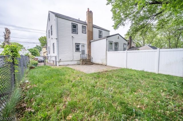 909 Lincoln St, Linden City, NJ 07036