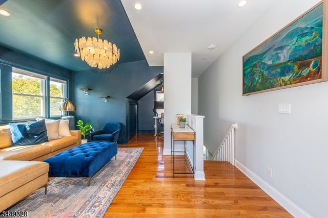 85 Evergreen Ave, Bloomfield Twp., NJ 07003