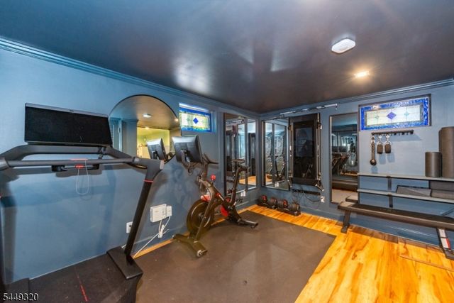 85 Evergreen Ave, Bloomfield Twp., NJ 07003