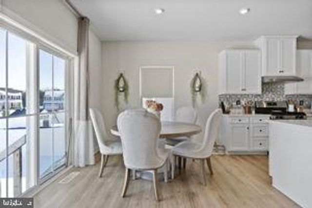 175 MERSEYSIDE DR, Swedesboro, NJ 08085