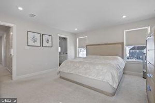 175 MERSEYSIDE DR, Swedesboro, NJ 08085