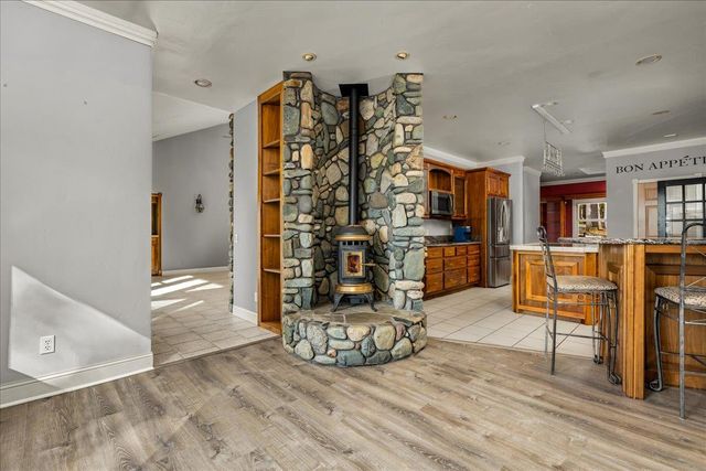 20429 Scotts Flat Rd, Nevada City, CA 95959