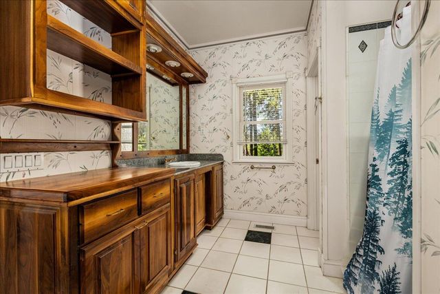 20429 Scotts Flat Rd, Nevada City, CA 95959