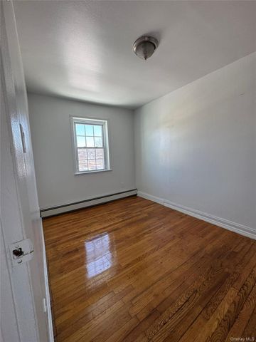 221 Woodland Avenue, Yonkers, NY 10703