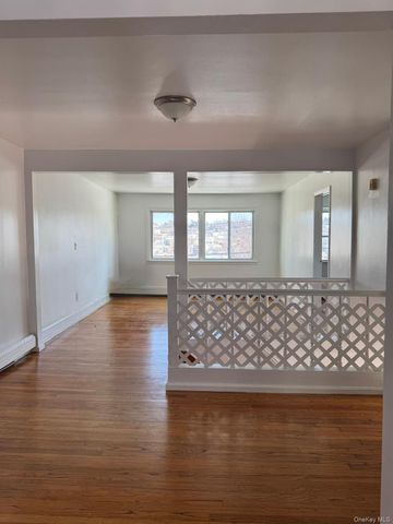 221 Woodland Avenue, Yonkers, NY 10703