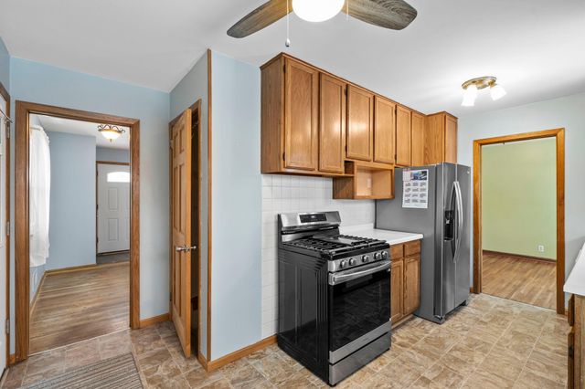 9701 Oakland Avenue, Bloomington, MN 55420