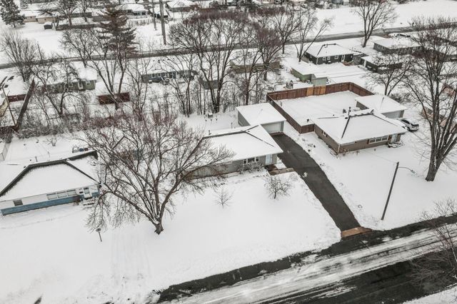 9701 Oakland Avenue, Bloomington, MN 55420