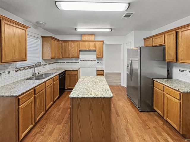 611 Mariposa Drive, Keller, TX 76248