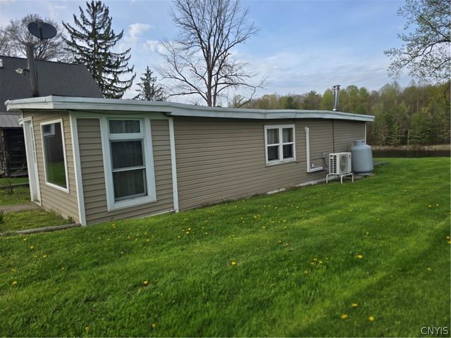 187 Millard Bassett Road, Granby, NY 13069