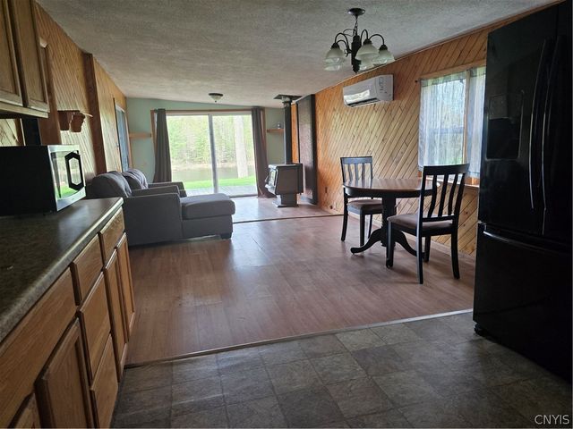 187 Millard Bassett Road, Granby, NY 13069
