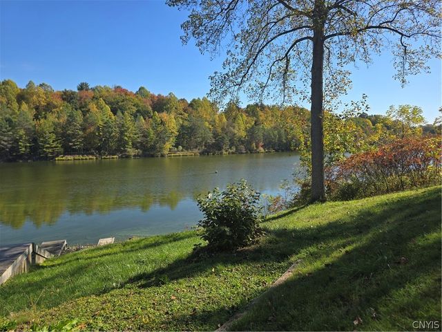 187 Millard Bassett Road, Granby, NY 13069