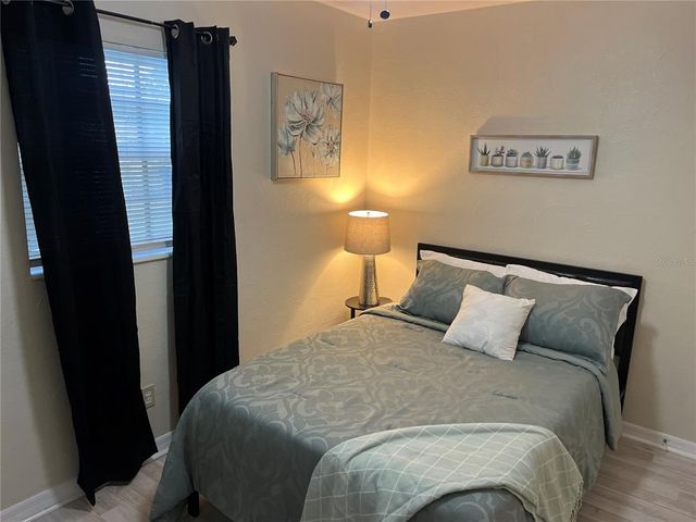 2717 W STATE STREET, Tampa, FL 33609