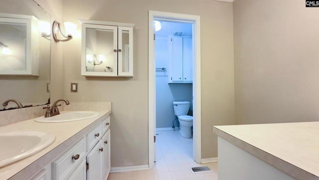 604 Hampton Trace Lane, Columbia, SC 29209