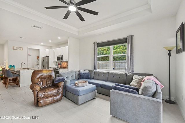 831 Beach Street SW, Palm Bay, FL 32908