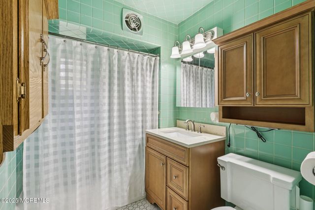 116 Therese Avenue, Keyport, NJ 07735