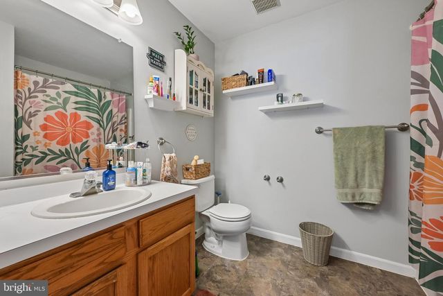 1140 TRISTRAM CIR, Mantua, NJ 08051