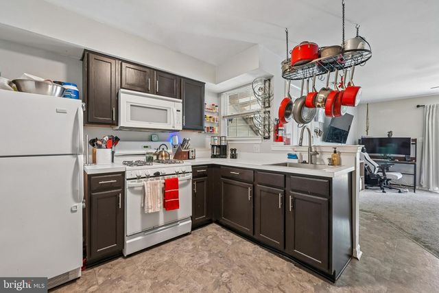 1140 TRISTRAM CIR, Mantua, NJ 08051