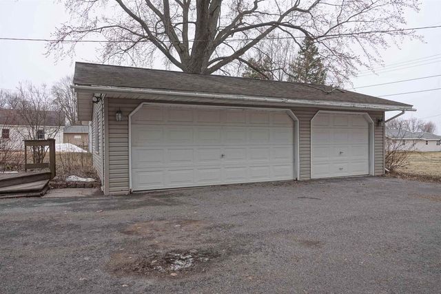 124 N LINCOLN, Stetsonville, WI 54480