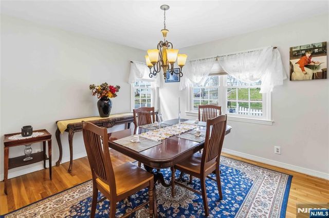 569 Linden Avenue, Teaneck, NJ 07666