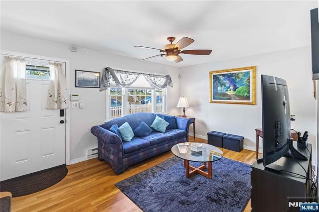569 Linden Avenue, Teaneck, NJ 07666