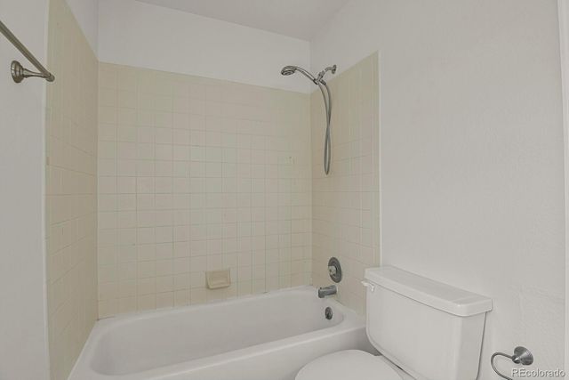4637 S Flanders Way, Centennial, CO 80015