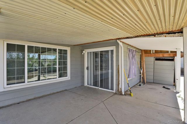 4637 S Flanders Way, Centennial, CO 80015