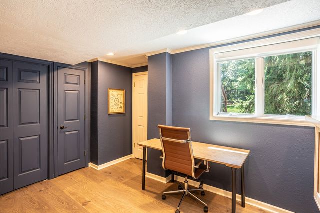 7108 Holcomb Avenue, Urbandale, IA 50322