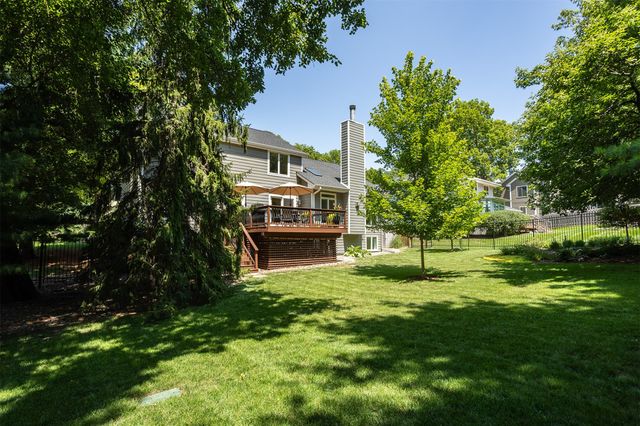 7108 Holcomb Avenue, Urbandale, IA 50322