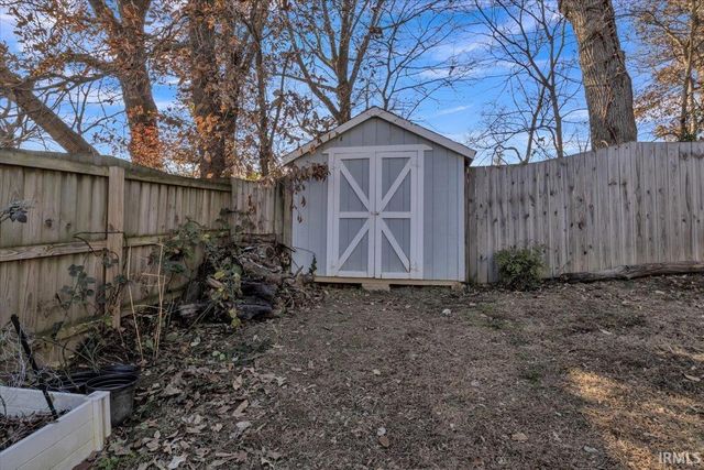 7500 Tyring Road, Newburgh, IN 47630