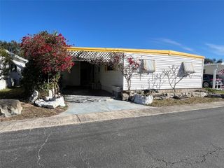 61 THATCH PALM STREET W, Largo, FL 33770