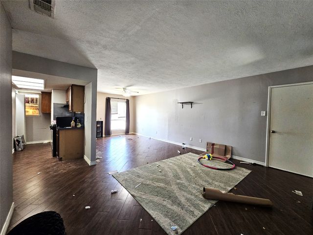 2801 Meadows Drive, Plano, TX 75074