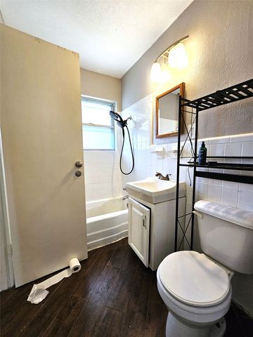 2801 Meadows Drive, Plano, TX 75074